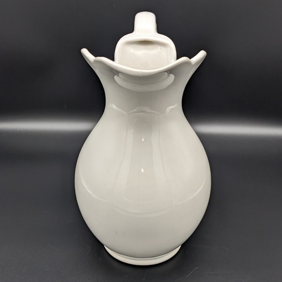 Vintage Haeger MCM White Pottery Pitcher - Picture 4 of 6